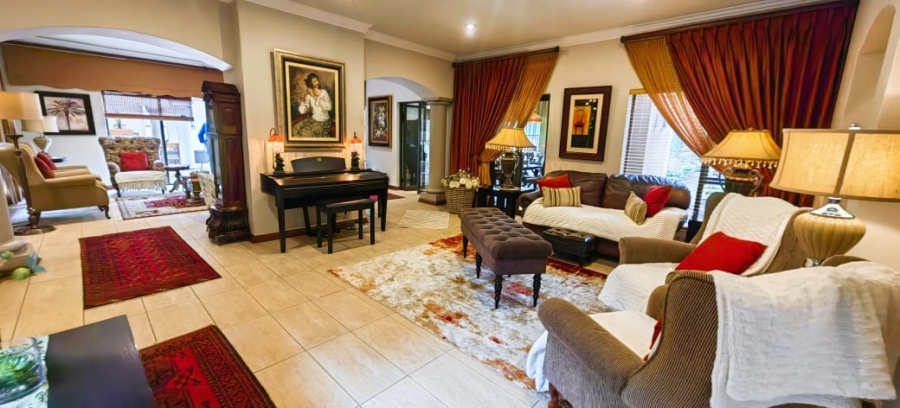 4 Bedroom Property for Sale in Van Der Hoff Park North West